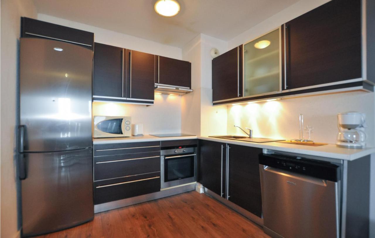 3 Bedroom Nice Apartment In Canet En Roussillon ภายนอก รูปภาพ