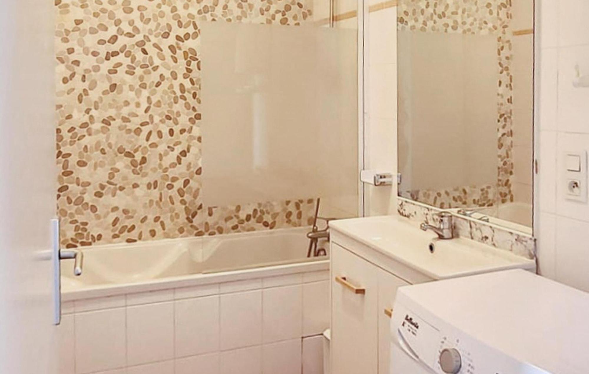 3 Bedroom Nice Apartment In Canet En Roussillon ภายนอก รูปภาพ