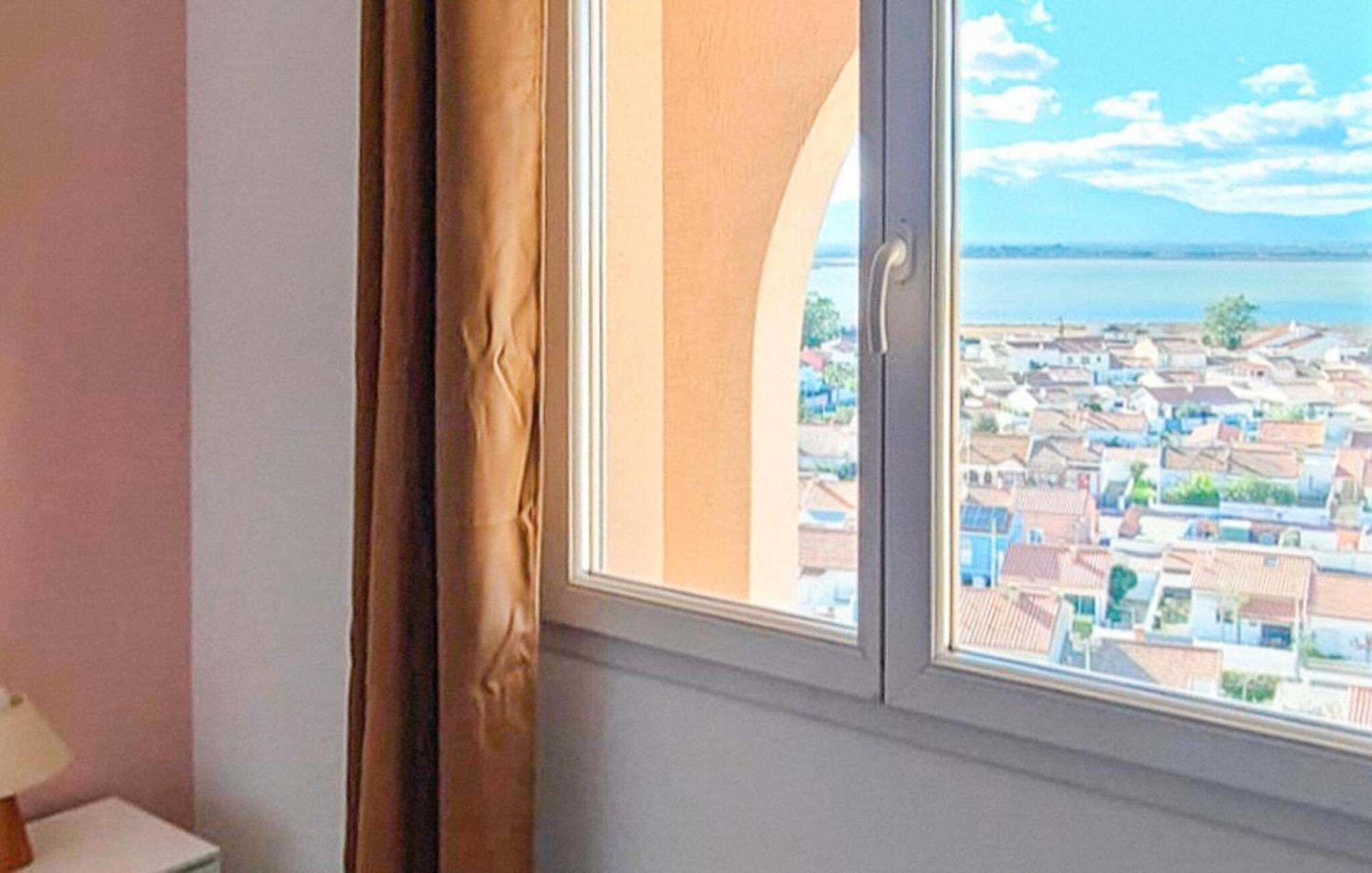 3 Bedroom Nice Apartment In Canet En Roussillon ภายนอก รูปภาพ